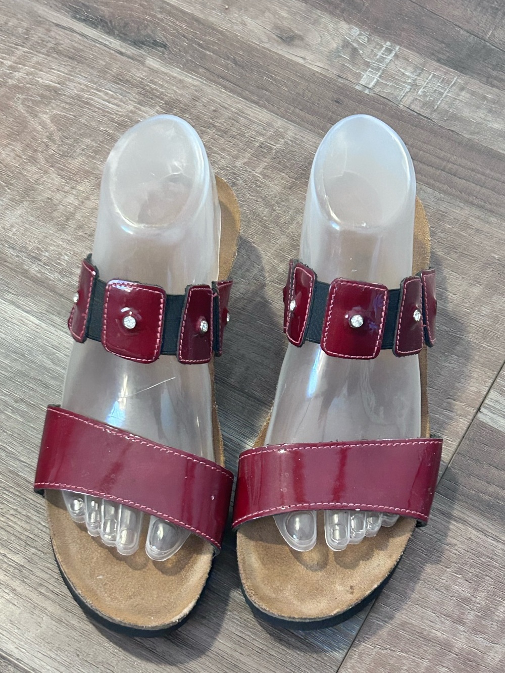 50%offw❤️ Naot Ashley sandals red cherry patent leather rhinestone flaw 9
